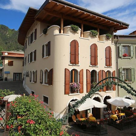 Garni Hotel ティニャーレ エクステリア 写真