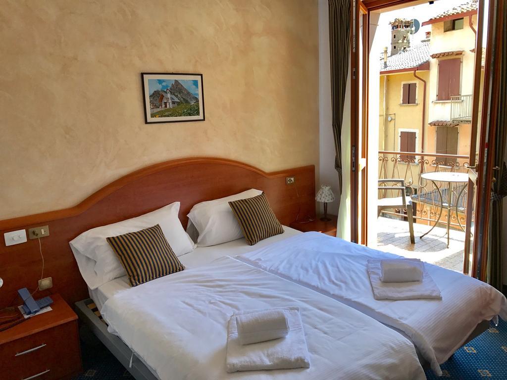Garni Hotel ティニャーレ エクステリア 写真