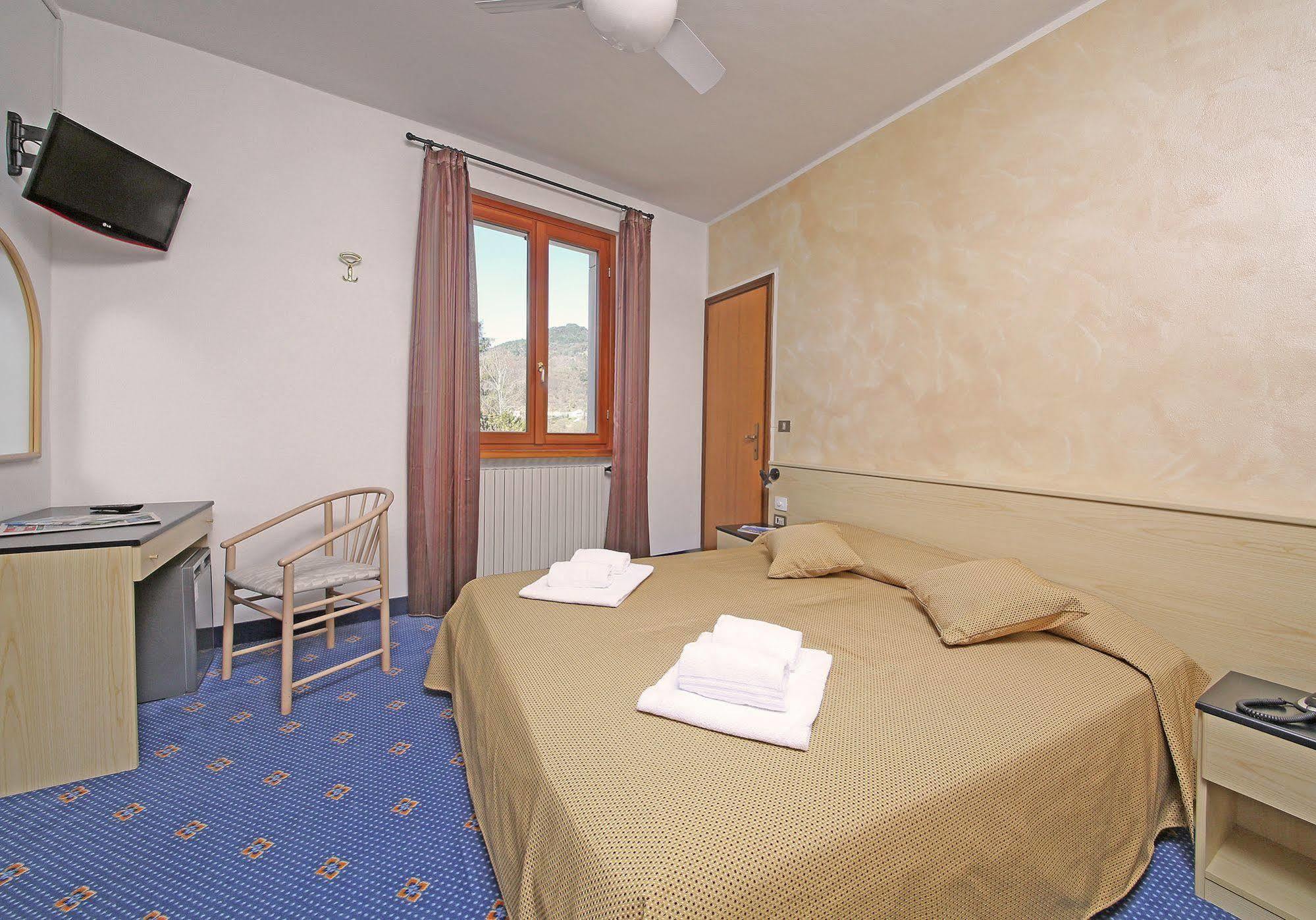 Garni Hotel ティニャーレ エクステリア 写真